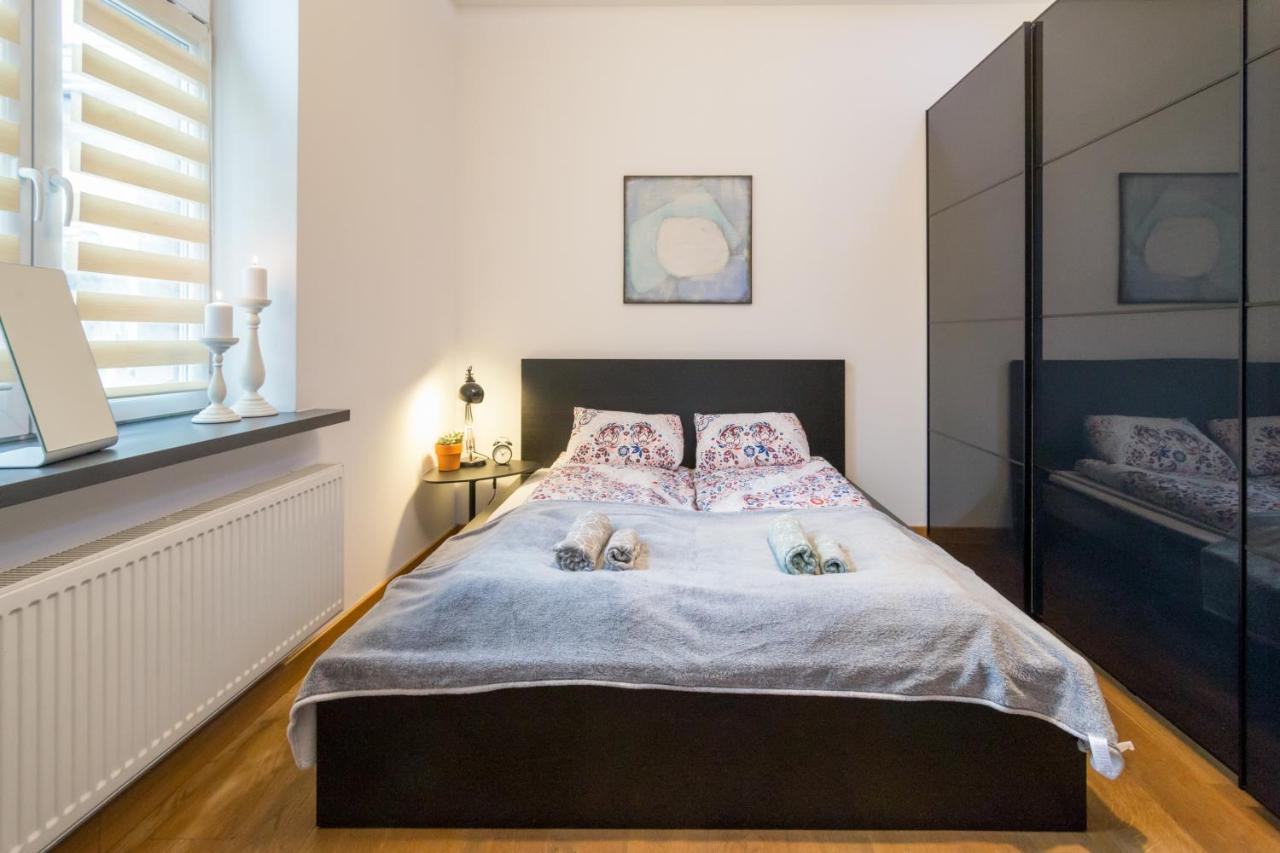 Ferienwohnung Modern, Stylish And Comfy In Trendy Jewish Quarter Krakau Exterior foto